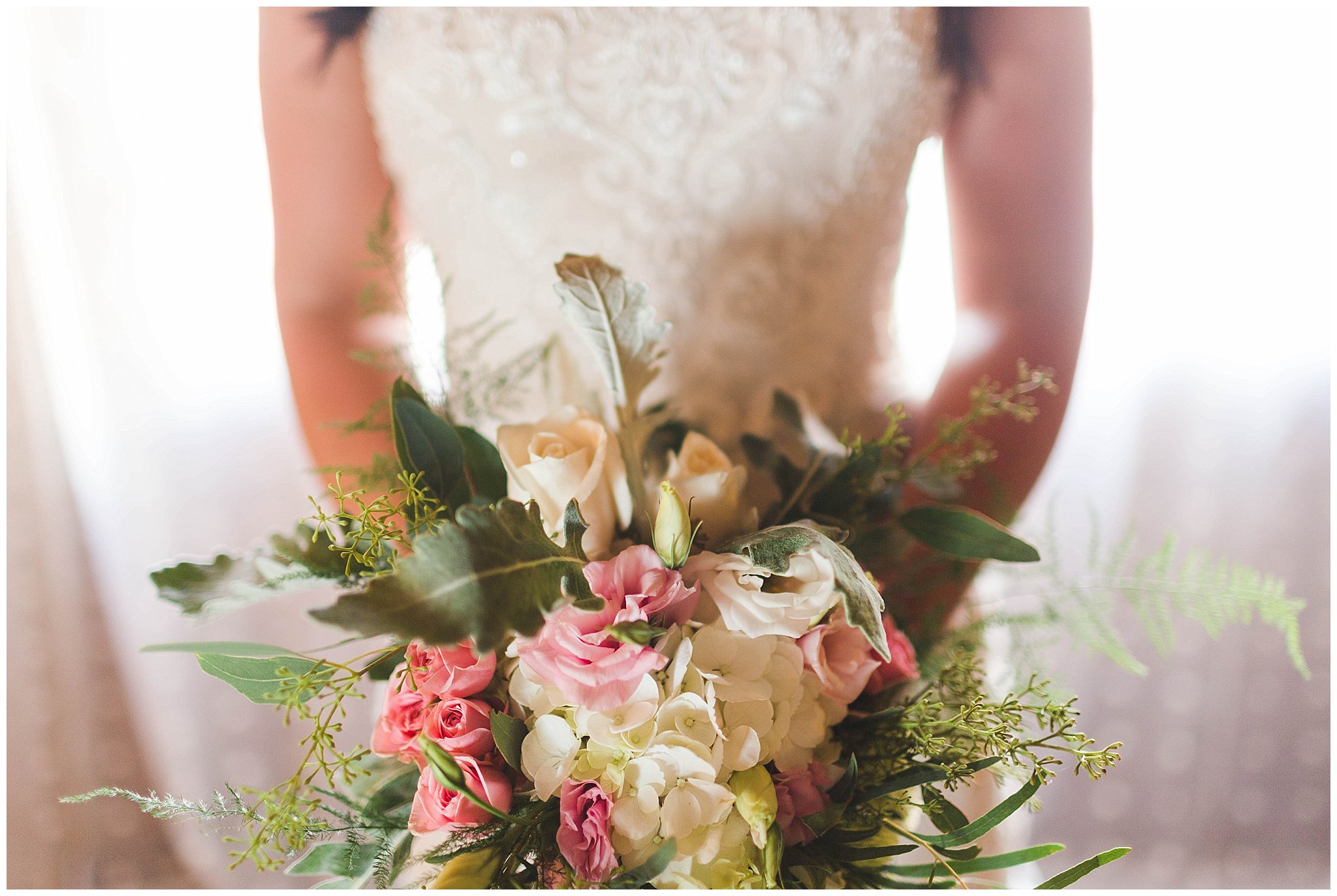 texas-wedding-photographer-the-venue-on-church-street-cureo-elegant-green-wedding_0011