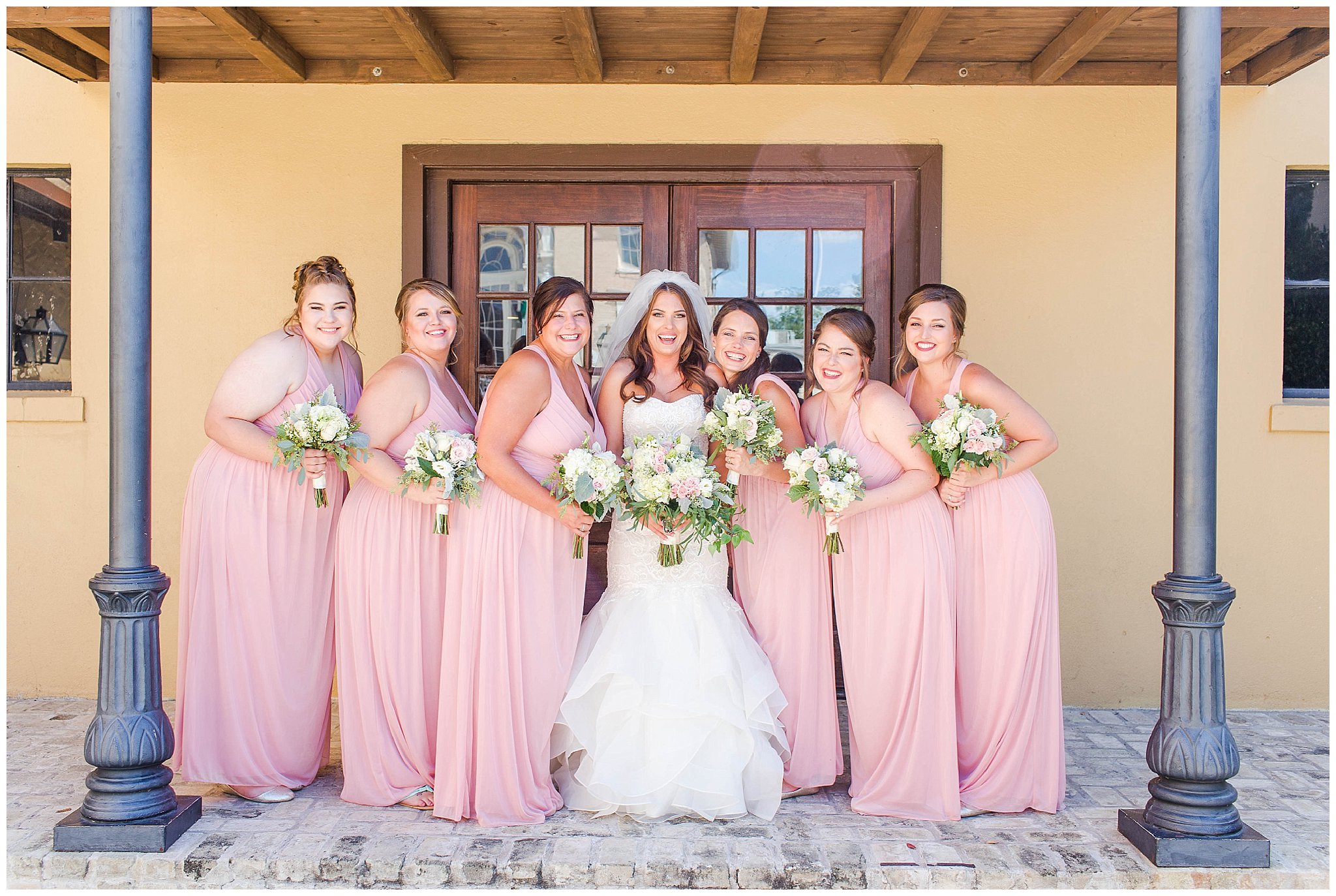 texas-wedding-photographer-the-venue-on-church-street-cureo-elegant-green-wedding_0020