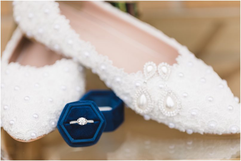 intimate_south_texas_maroon_navy_fall_wedding""