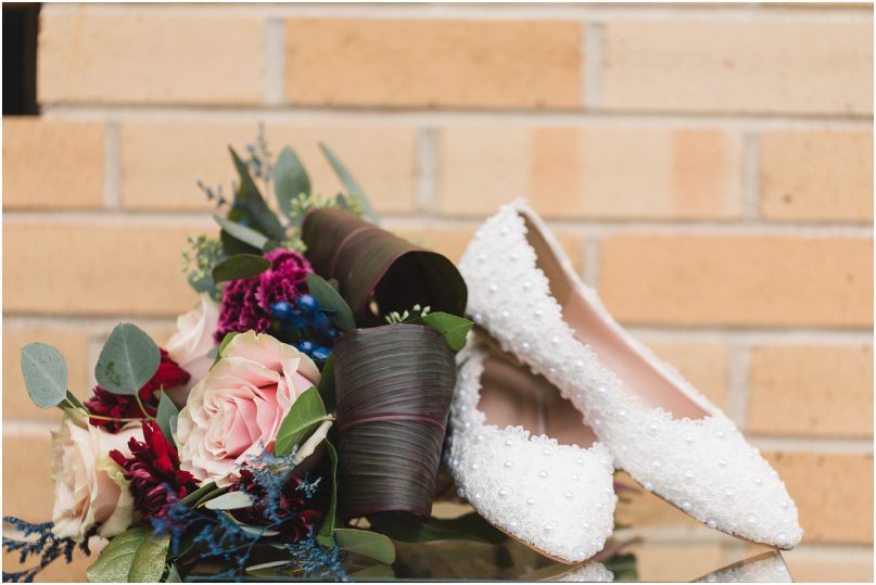 intimate_south_texas_maroon_navy_fall_wedding""