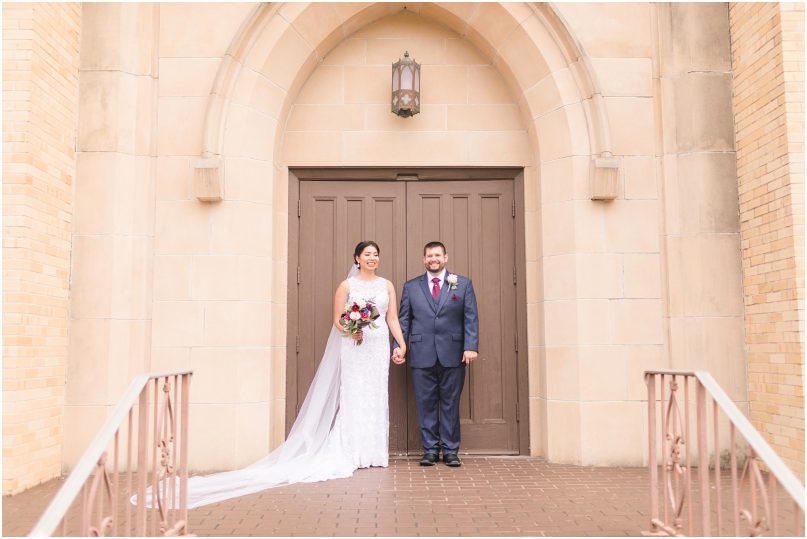 intimate_south_texas_maroon_navy_fall_wedding""