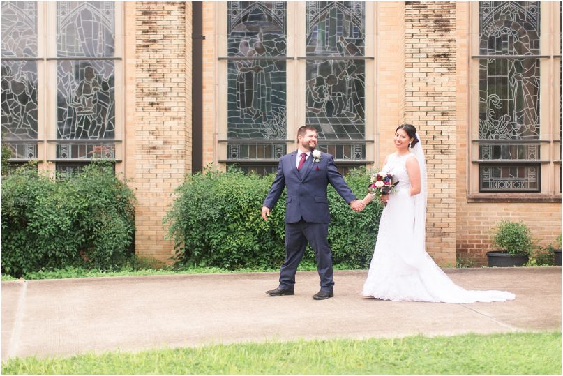 intimate_south_texas_maroon_navy_fall_wedding""