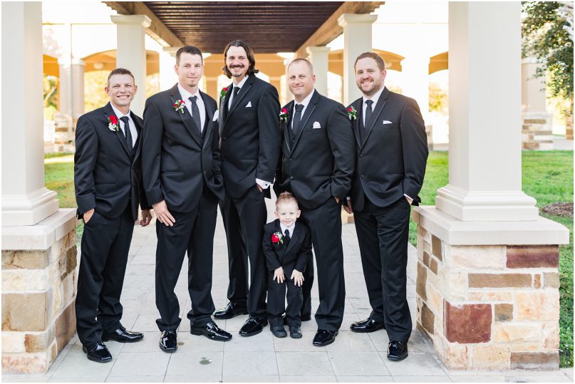 spring-creek-victoria-texas-classic-wedding""